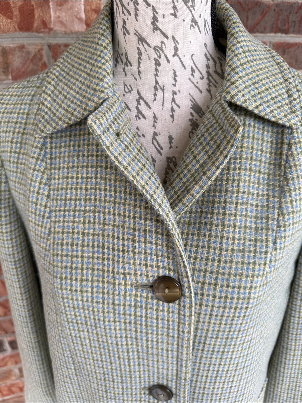 Vintage 1960’s Women's Green Check Wool Coat - Picture 9 of 15